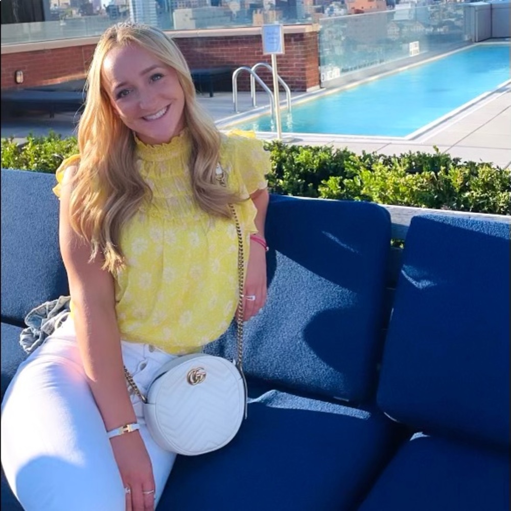 Meet your Posher, Stephanie